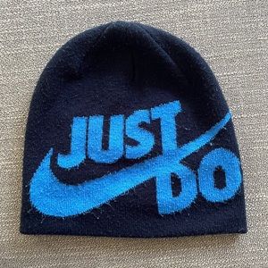 Nike Youth winter hat